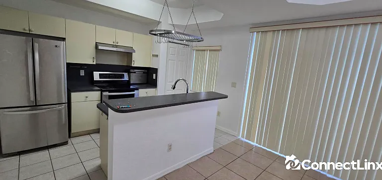 4946 Leeward Ln — Photo 5