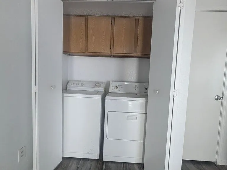 Bennett Place Apartments — Photo 33