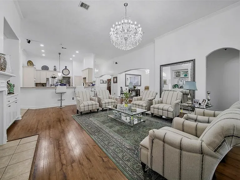 3831 Lakeridge Canyon Dr — Photo 33