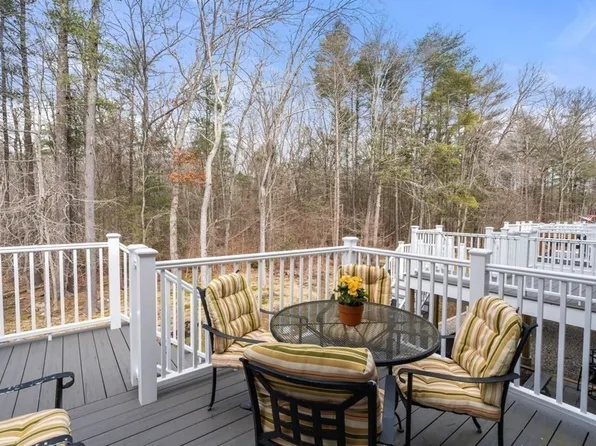 523 Washington St APT C6, Pembroke, MA 02359