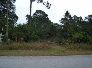 127 Jacaranda Pkwy E, Cape Coral, FL 33909