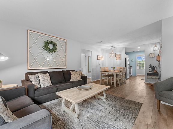 3rd image of 2955 Vineyards Parkway #4
