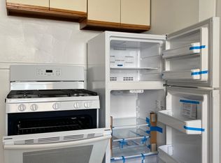 1952 W Belle Plaine Ave APT 2, Chicago, IL 60613