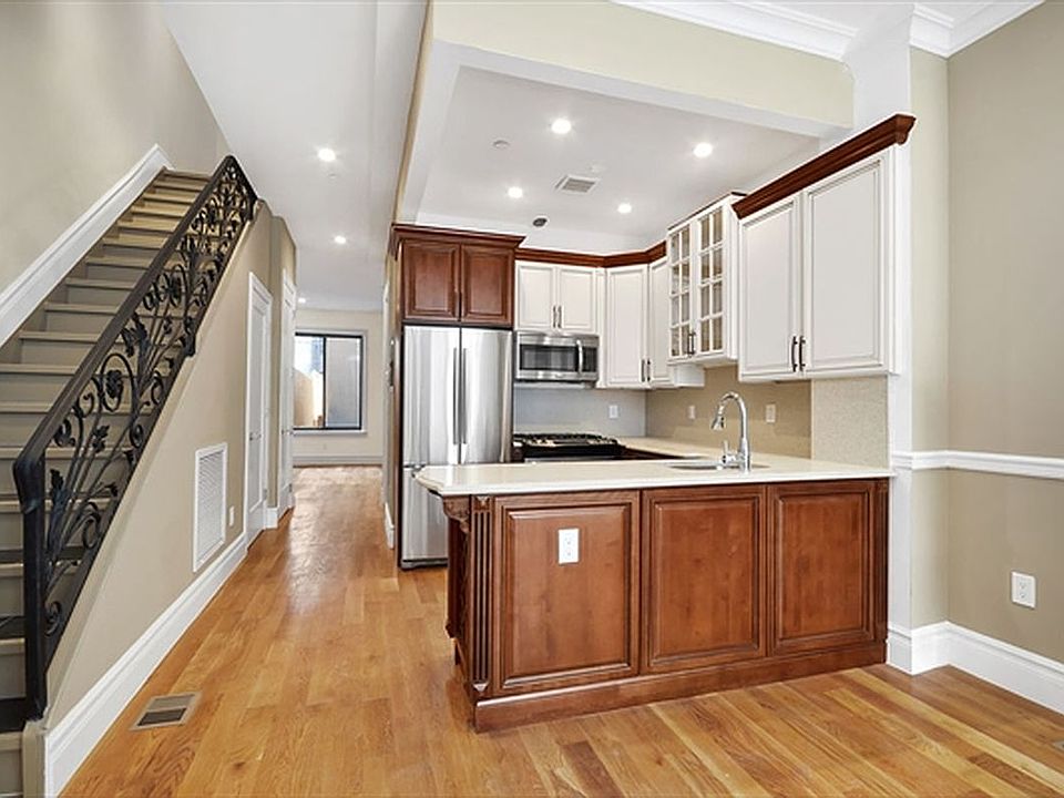 1st image of 133 W 136th St #0