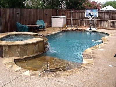 2nd image of 4744 Parkmount Dr