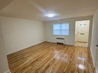 (Undisclosed Address), Staten Island, NY 10301