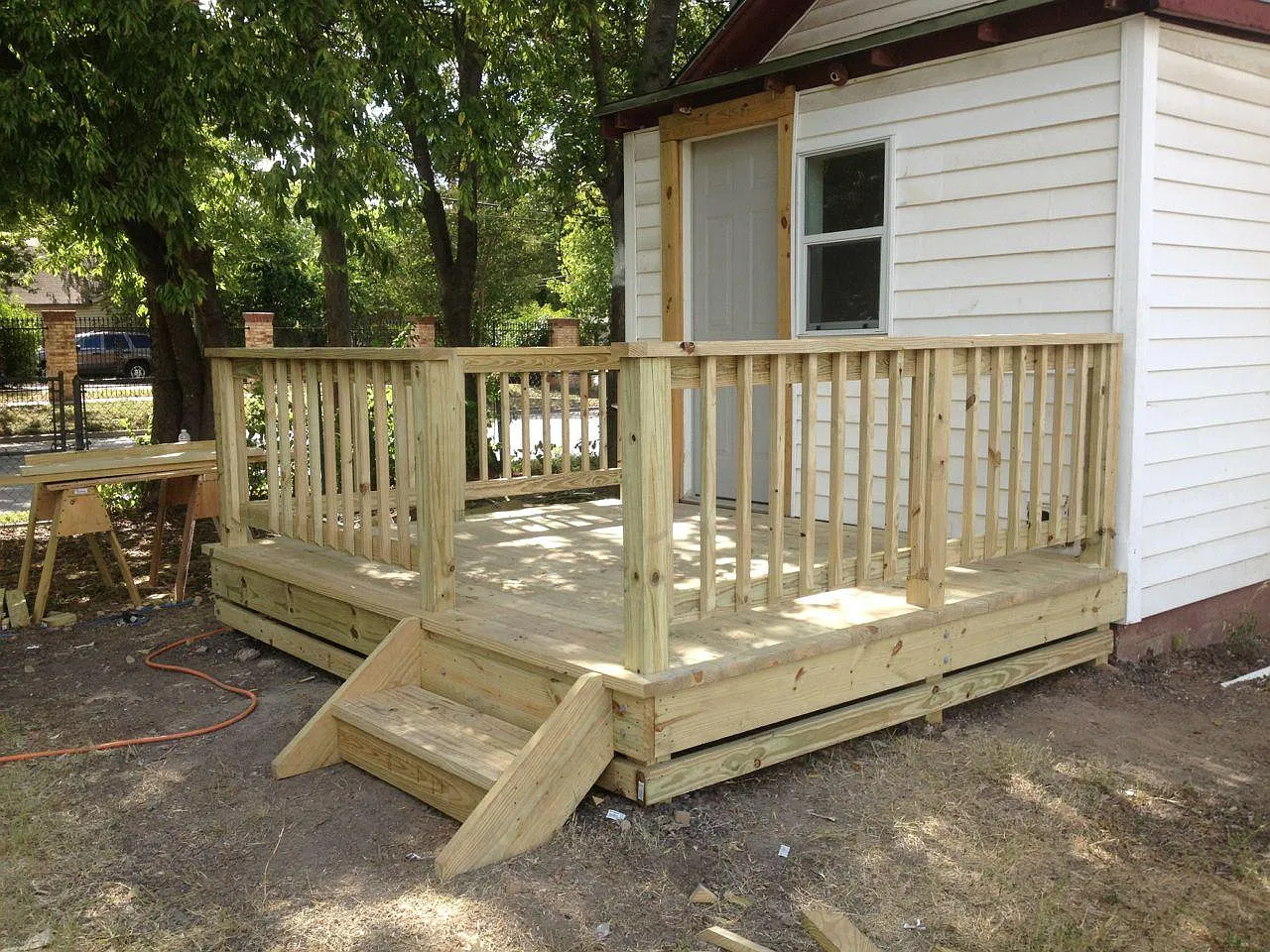 1726 Bagby Ave — Photo 3