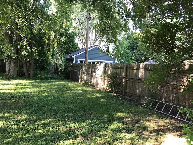 415 Pingree Blvd — Photo 24