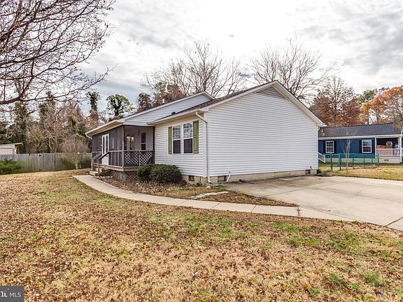 4th image of 18306 Oakland Dr