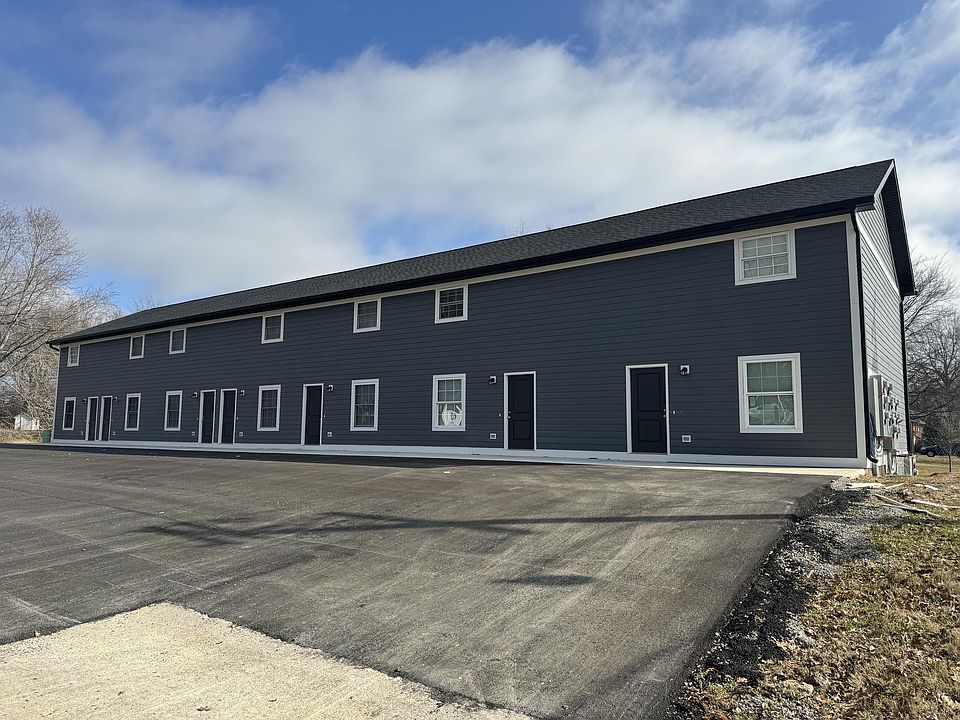 2nd image of 122 S Bellevue St #12