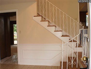 3rd image of 5488 Lansbury Ln