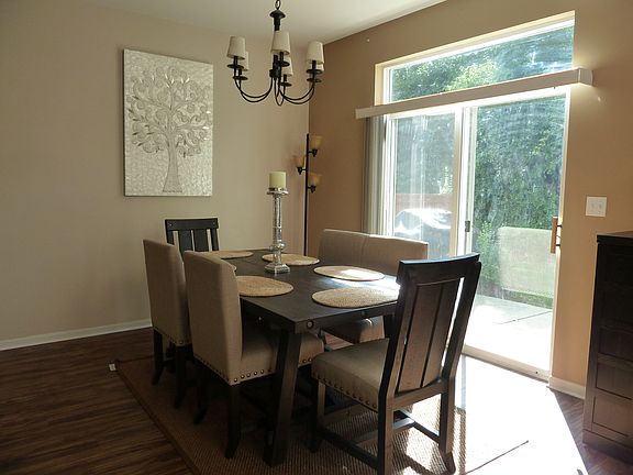 5th image of 3021 Pleasant Plains Dr #3021
