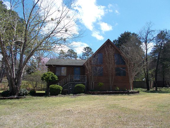 2nd image of 15 Willow Oak Ln
