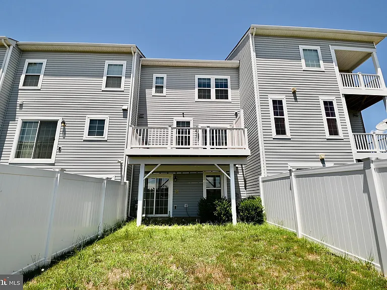 11177 Southport Pl — Photo 41