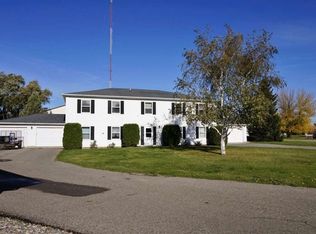 1826 15 1/2 St SW, Minot, ND 58701