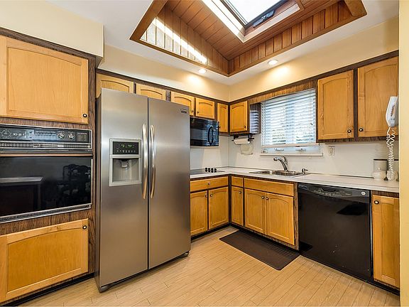5th image of 2629 Dianne Ct