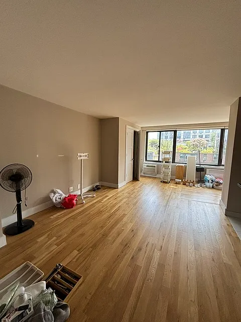 792 Columbus Avenue — Photo 3