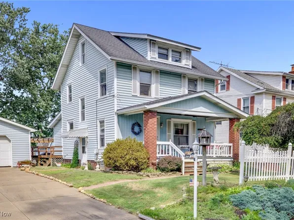 511 Woodland Ave SW, North Canton, OH 44720