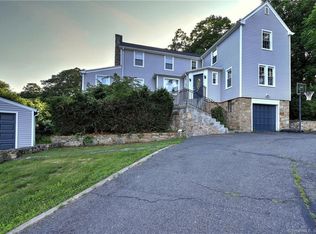 1975 Huntington Tpke, Trumbull, CT 06611