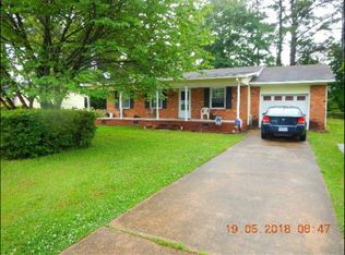 2528 Country Club Rd, Jacksonville, NC 28546