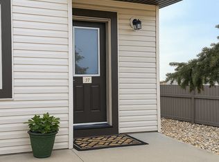 604 62nd St SW #SW37, Edmonton, AB T6X0K4