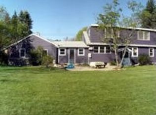 285 Stanley St, Amherst, MA 01002