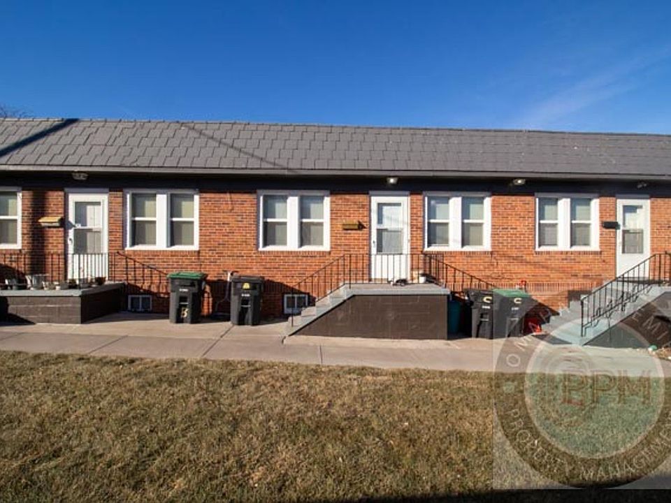 1st image of 3002 Dewey Ave