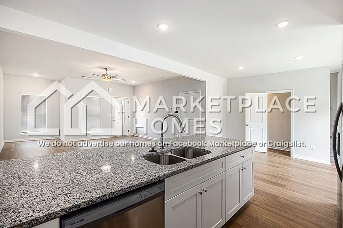 1914 Schoolhouse Ln — Photo 10