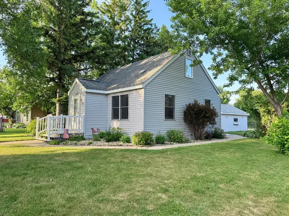 910 Tindolph Ave S, Thief River Falls, MN 56701