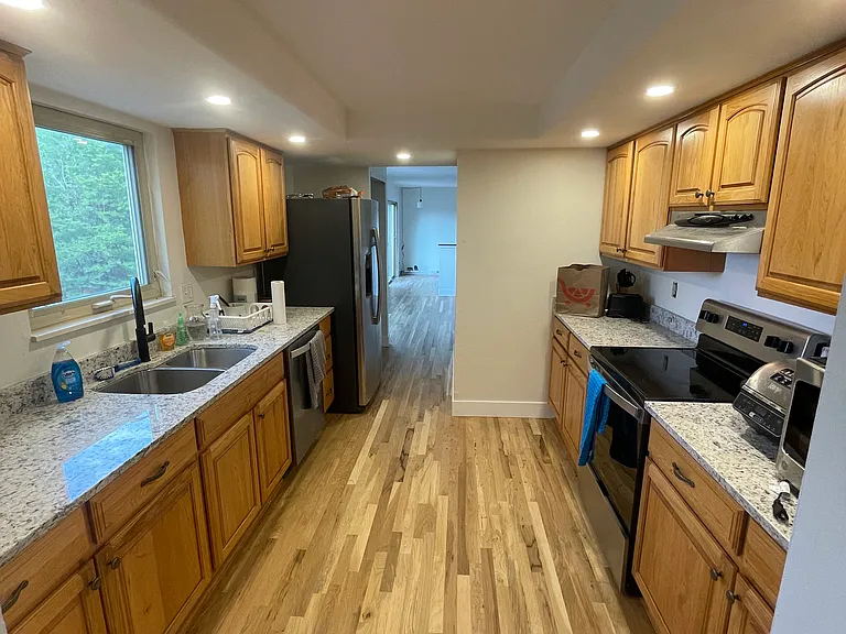 6308 Dewsbury Dr — Photo 10