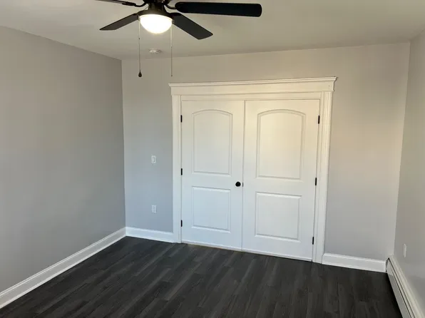 540 61st Street image 11 of 16