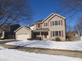 651 Matthew Ln, Carol Stream, IL 60188