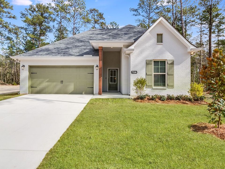 Alexander Ridge Model Home Exterior- Covington, LA - Trillium IV B