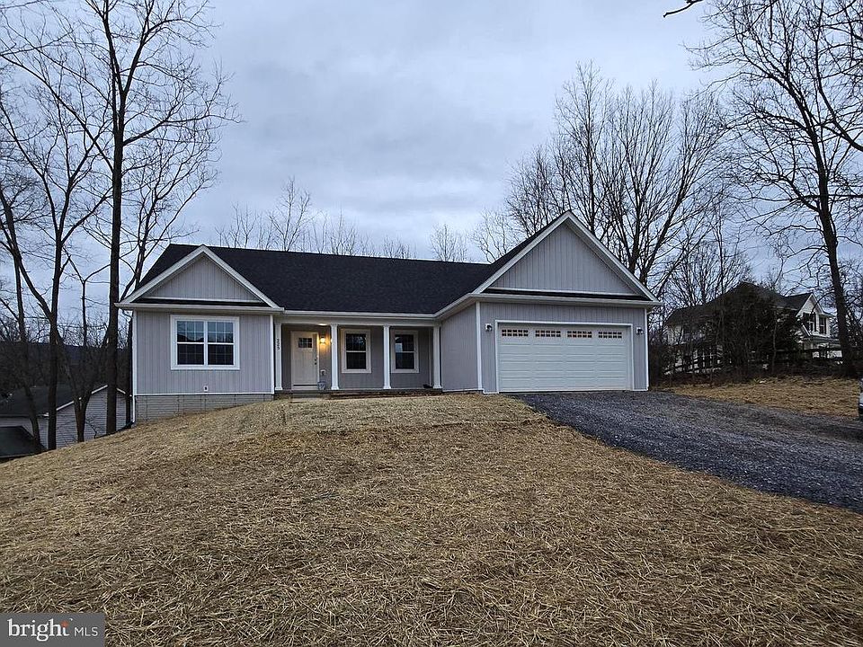 1st image of 225 Marcum Ln