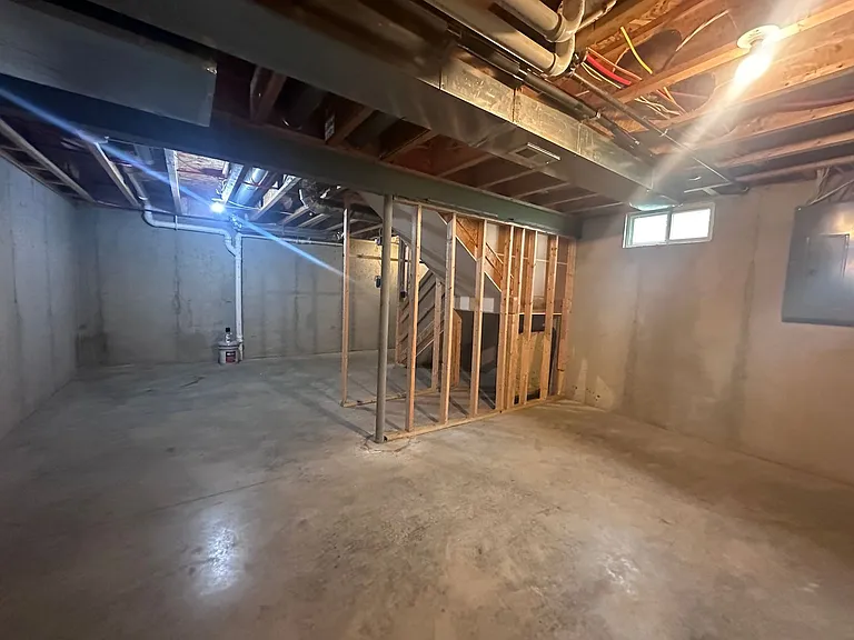 5519 Bannon Crossings Dr — Photo 33