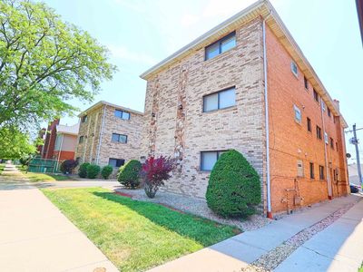 6319 W 64th Pl APT 3N, Chicago, IL, 60638
