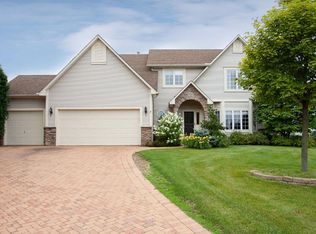 16955 Hopewell Ct, Lakeville, MN 55044