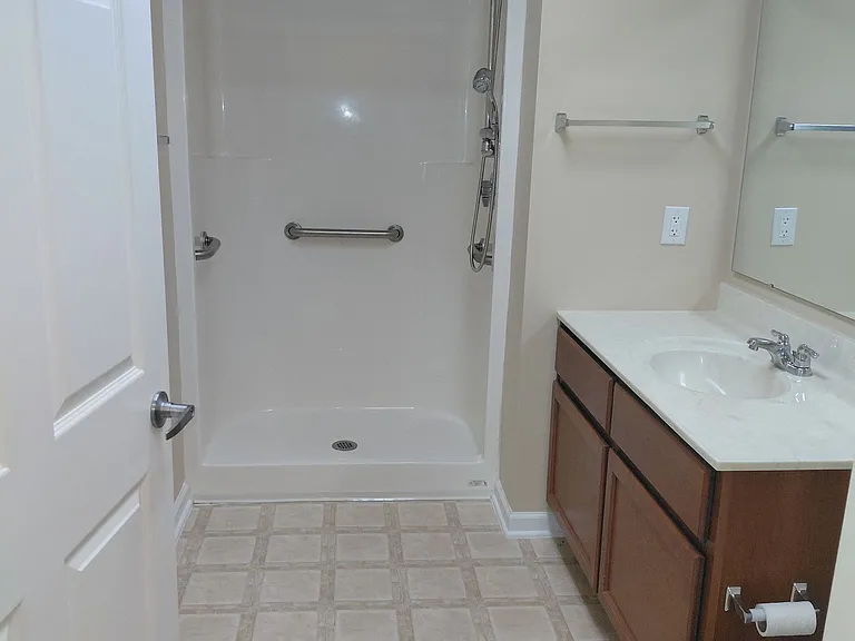 Stonehurst Pointe — Photo 17