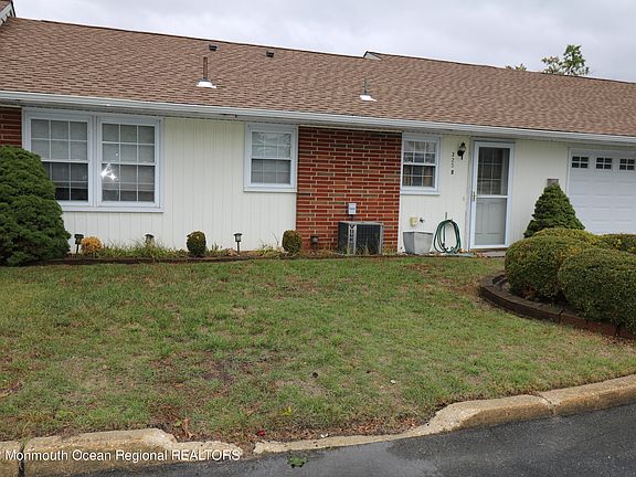 2nd image of 325 Coventry Court #B