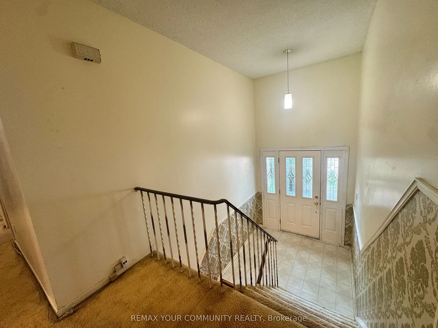 4 bed, $4,000 — Photo 3