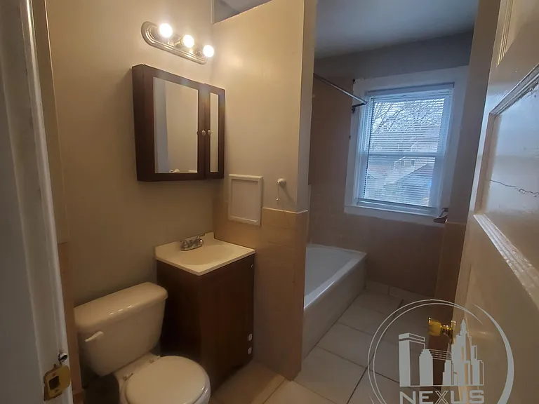 142 Lamb St #1 — Photo 16