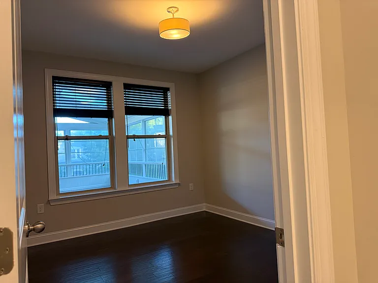 120 Bailey Park — Photo 16