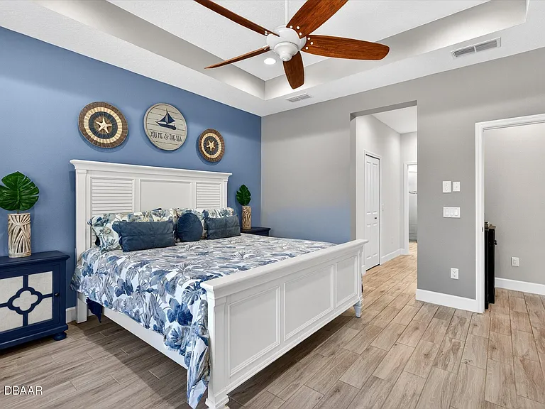 504 Coral Reef Way — Photo 24