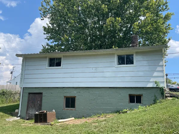 (undisclosed Address), Bristol, VA 24201