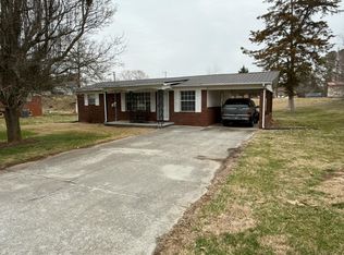 221 Campbell Dr, Bean Station, TN 37708