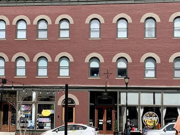 335 W Main St #B, Radford, VA 24141