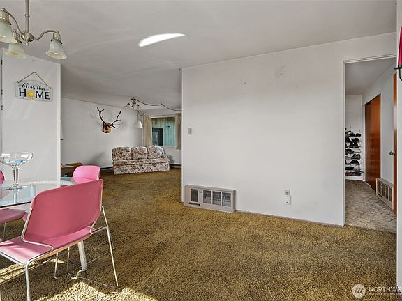 3rd image of 1571 Dutch Hollow Drive