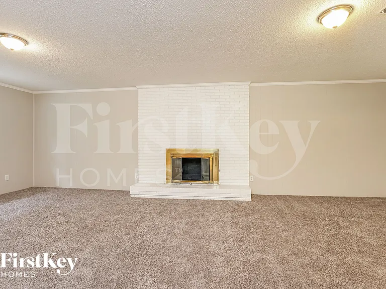 160 Rhyne Ct — Photo 7