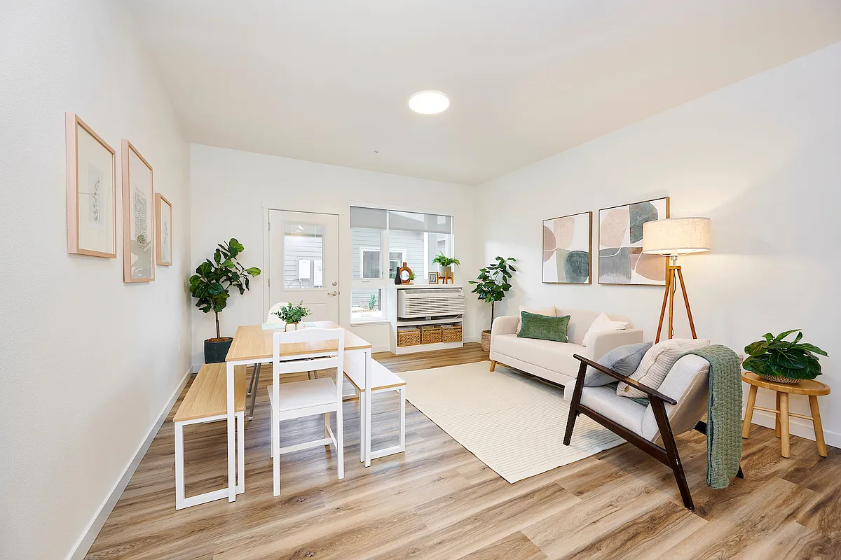 Rivergreen Landing Apartments — Photo 2