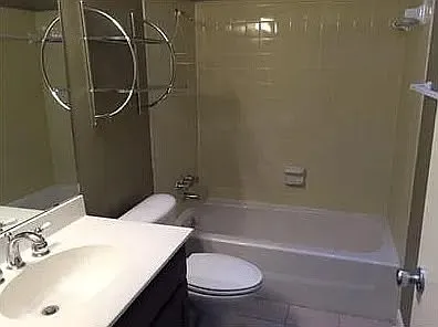8413 Slant Oak Dr — Photo 30